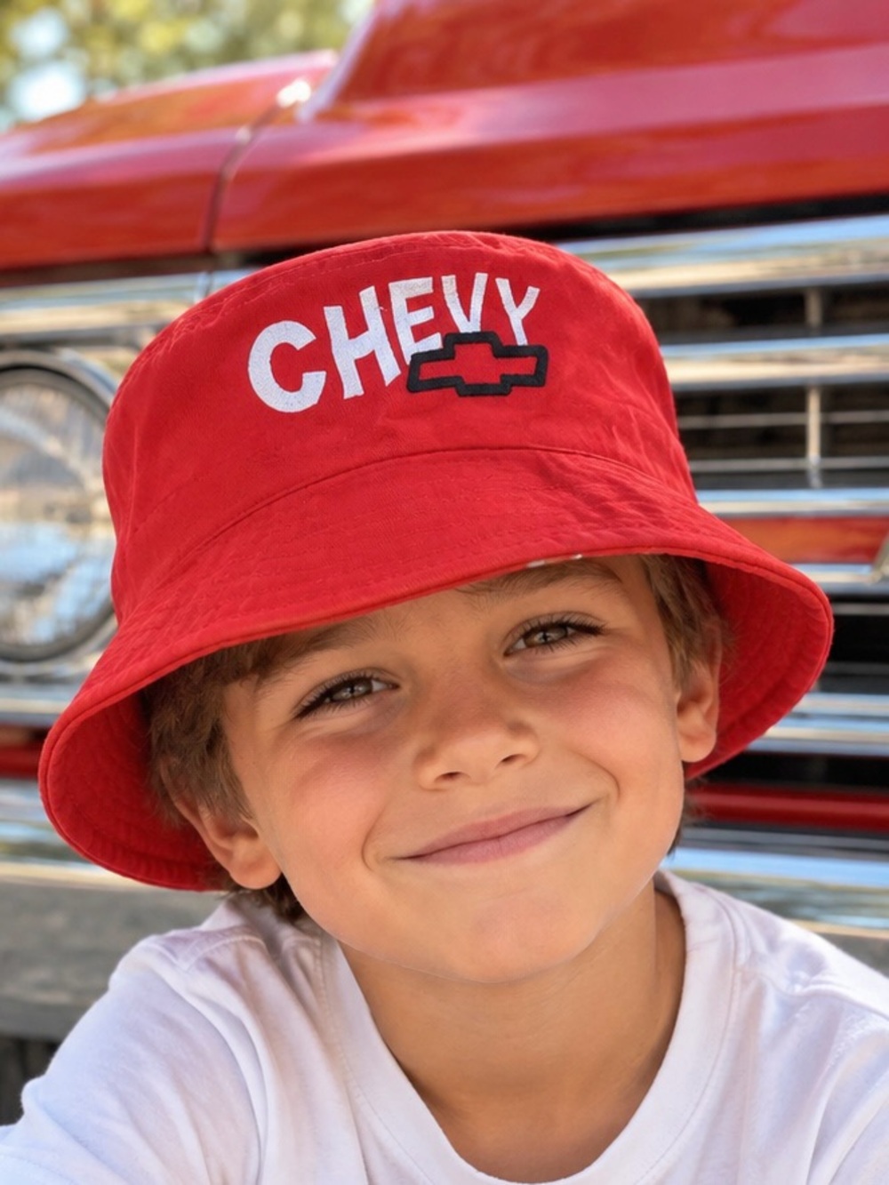 Vintage Chevrolet Chevy Red Bucket Hat 58cm 100% Cotton Logo Zip Pocket